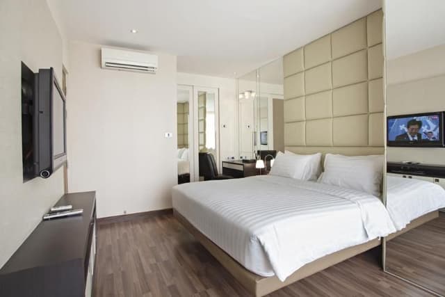 SUITE ONE BEDROOM