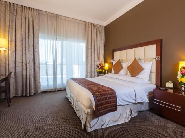 SINGLE ONE BEDROOM