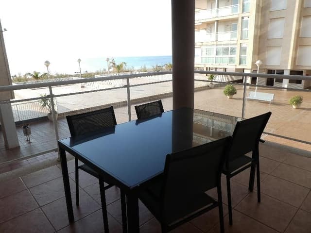 APARTMENT CAPACITY 6 TWO BEDROOMS