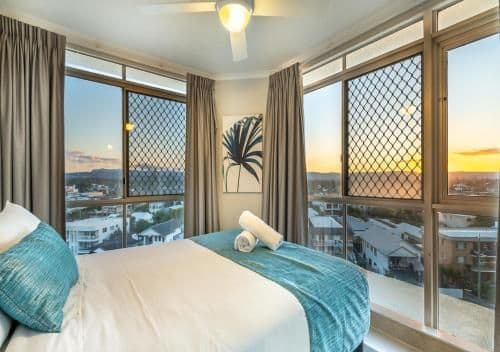 Two-Bedroom Apartment with Partial Ocean View - No Aircon