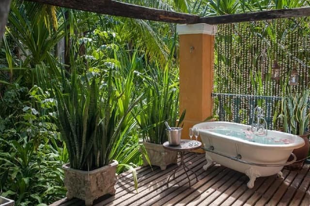 BUNGALOW LUXURY