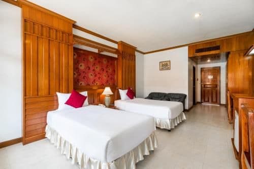 Deluxe Double or Twin Room