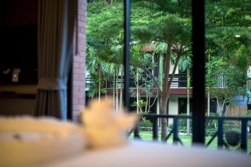 Deluxe Villa with Pool View