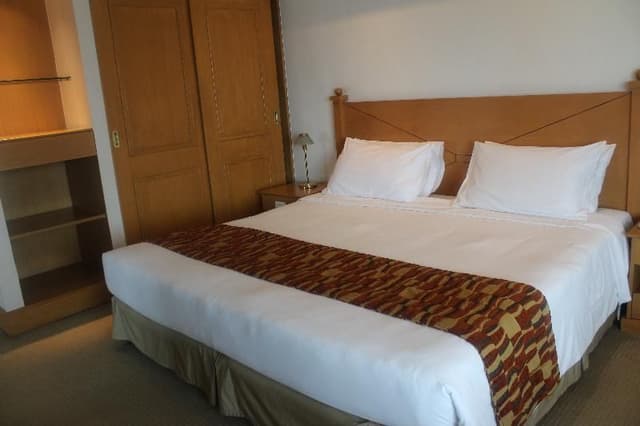 SUITE EXECUTIVE