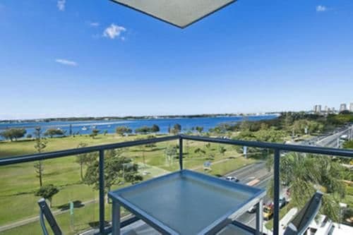 Luxury Two-Bedroom Apartment - Top Floor