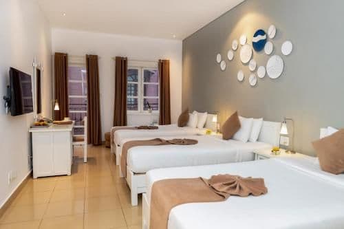 Deluxe Family Room with City View