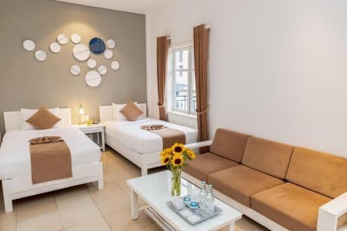 Deluxe Double or Twin Room with City View