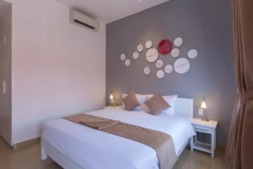 Deluxe Double or Twin Room with City View