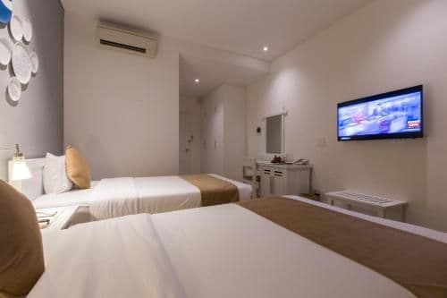Deluxe Family Room with City View