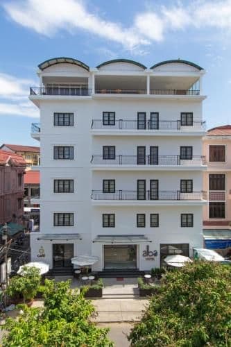 Deluxe Double or Twin Room with City View