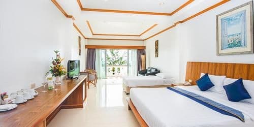 Grand Deluxe Twin Room