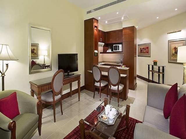 SUITE ONE BEDROOM