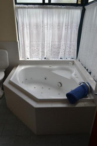 One-Bedroom Apartment with Spa Bath