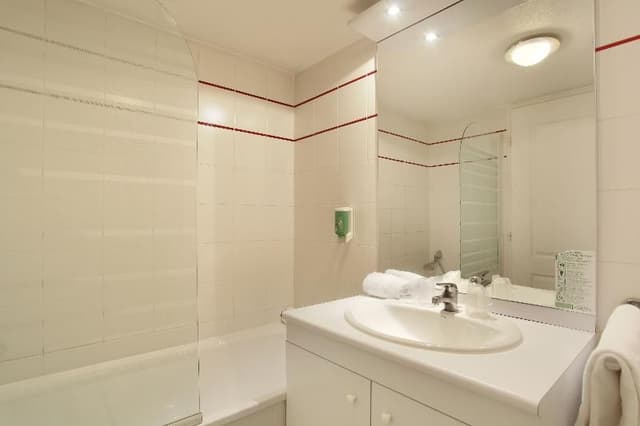 APARTMENT CAPACITY 4