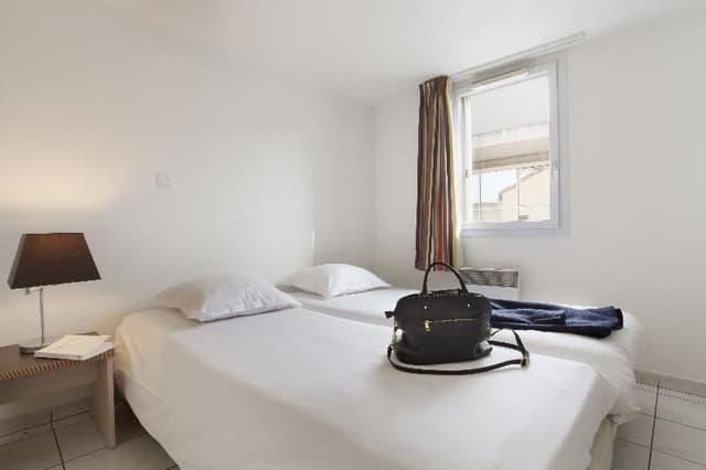 APARTMENT CAPACITY 4