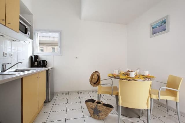 APARTMENT CAPACITY 4
