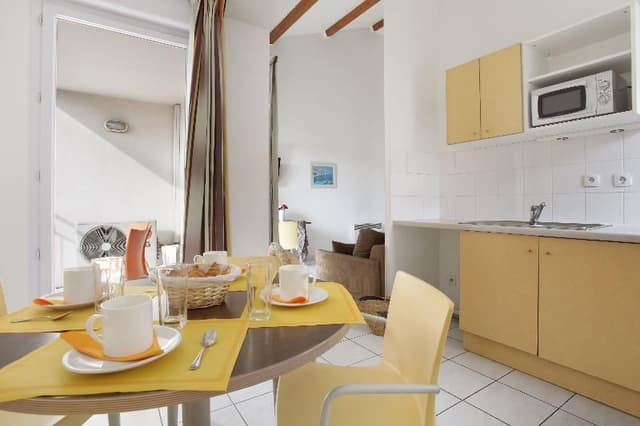 APARTMENT CAPACITY 4