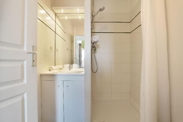 APARTMENT CAPACITY 6