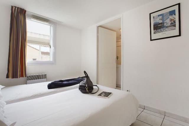 APARTMENT CAPACITY 6