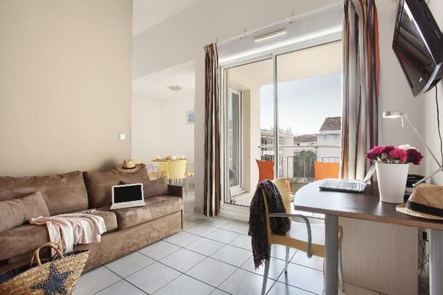APARTMENT CAPACITY 6