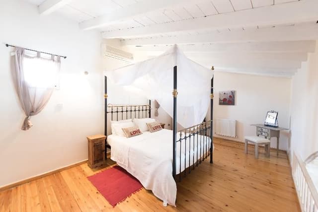 APARTMENT ONE BEDROOM
