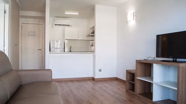 APARTMENT CAPACITY 3