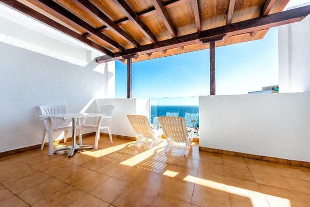 APARTMENT SEA VIEW