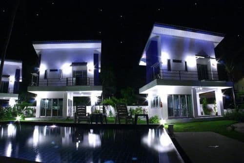 Villa - Beach Front