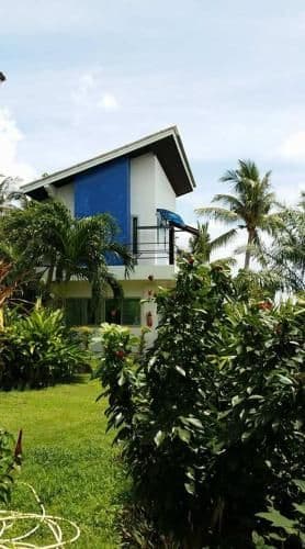 Villa - Beach Front