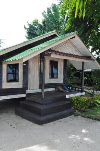 Wooden Bungalow with Beach Access