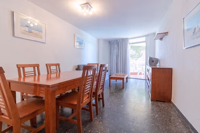 APARTMENT CAPACITY 2 TWO BEDROOMS