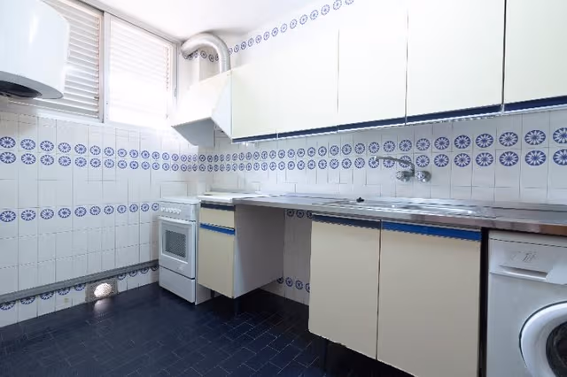 APARTMENT CAPACITY 6 TWO BEDROOMS