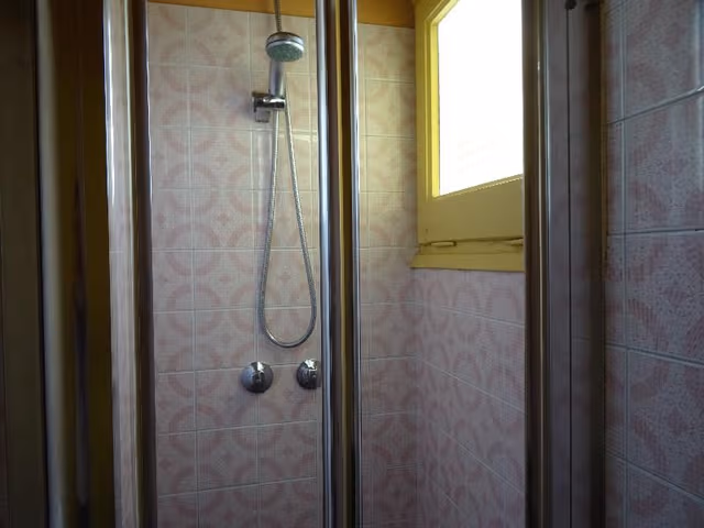 SINGLE STANDARD