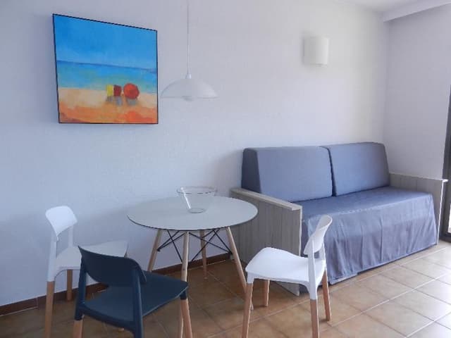 APARTMENT CAPACITY 4