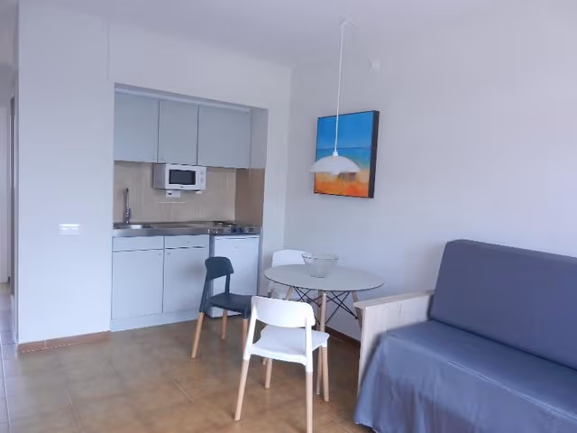 APARTMENT CAPACITY 4