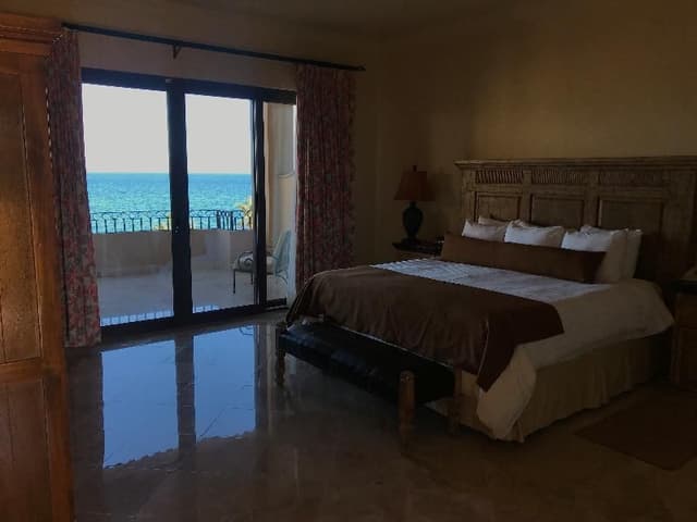 DOUBLE LUXURY OCEAN VIEW