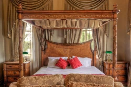 Superior Suite with Spa Bath