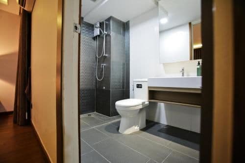 Studio Premium Suite