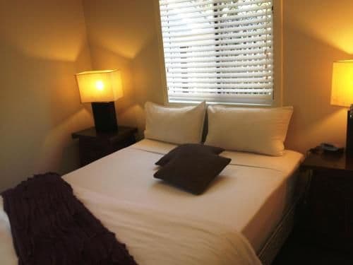 Queen One-Bedroom Apartment