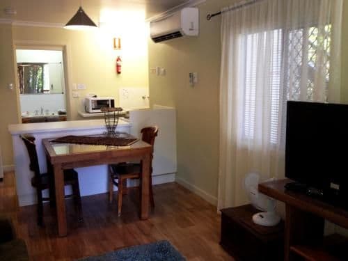 Queen One-Bedroom Apartment