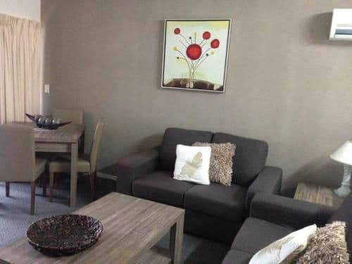 One-Bedroom Apartment with Bay View