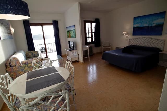 STUDIO SEA VIEW CAPACITY 2