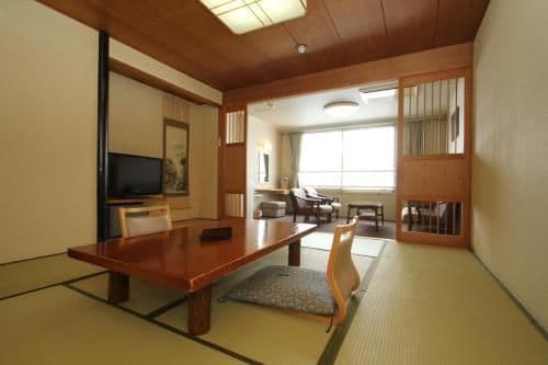Japanese-Style Room with Lake View