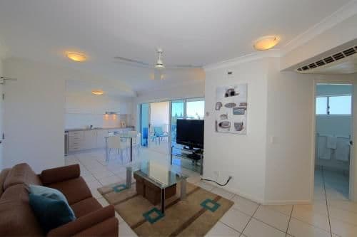 One-Bedroom Apartment with Park View 3N+