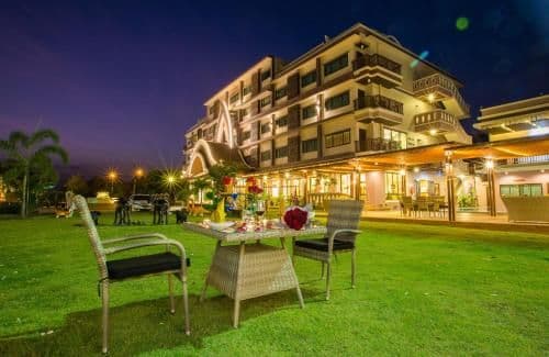โรงแรมพนมรุ้งปุรี