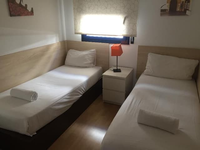 APARTMENT CAPACITY 5 THREE BEDROOM