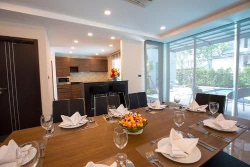 Premiere Nine Bedroom Villa with Private Pool - Beach Front