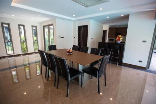 Premiere Nine Bedroom Villa with Private Pool - Beach Front