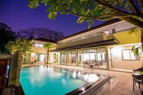 Premiere Nine Bedroom Villa with Private Pool - Beach Front