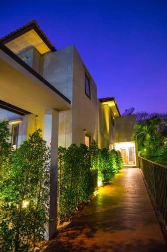 Premiere Nine Bedroom Villa with Private Pool - Beach Front